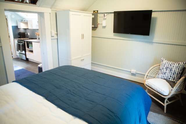 Queen bedroom in the original log cabin